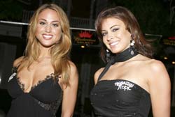 Miss Hawaiian Tropic 2006 photo - Duval Street, Key West